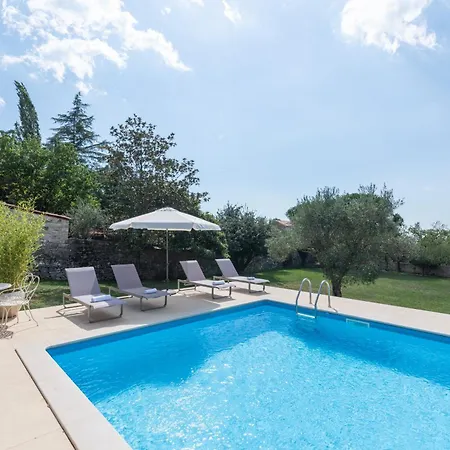 Family Goran - Large Pool Near Porec Villa Rakovci