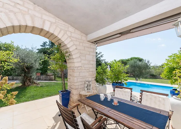 Goran - Near Porec Vila *