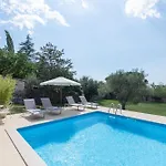Family Goran - Large Pool Near Porec ヴィラ Rakovci